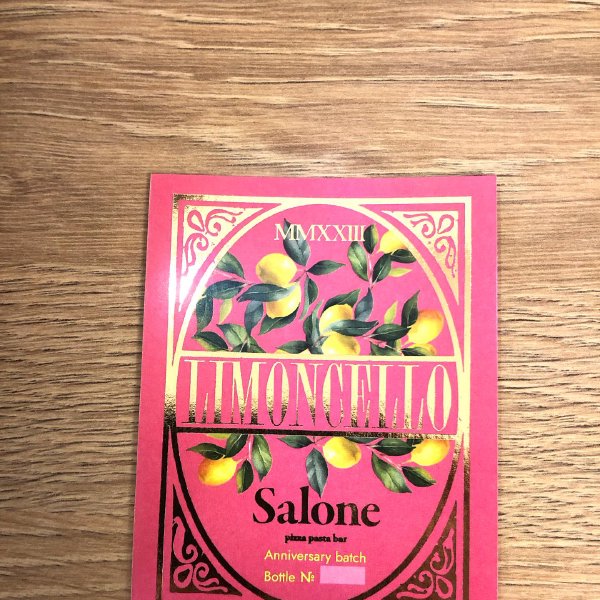 🏷️ New labels with cold foil, with four different designs!

💎 material: paper stickers …